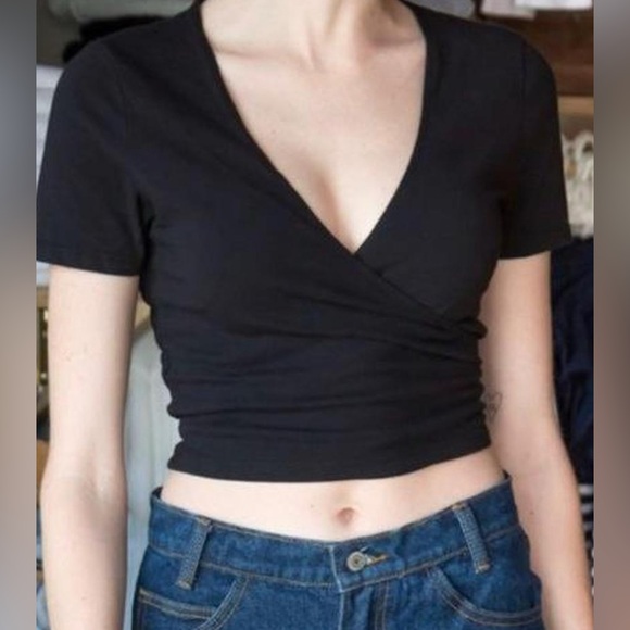 Brandy Melville Tops - Brandy Melville T-shirt tie top